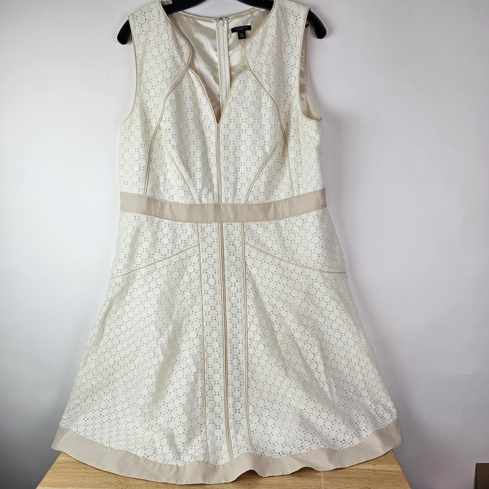 Ann Taylor Geo Lace Eyelet Sleeveless Dress Ivory 14P‎ Classic Timeless A-Line